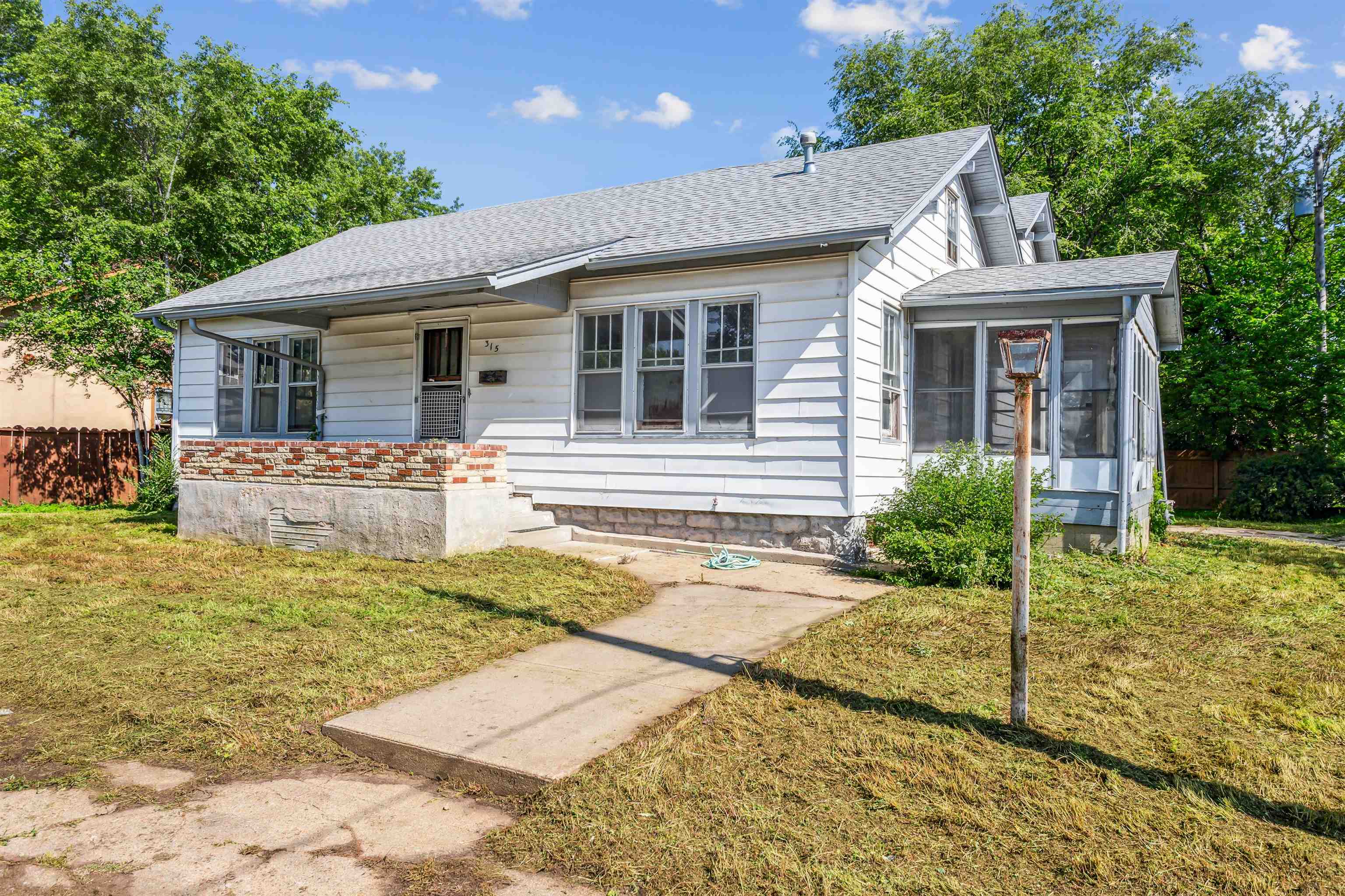 315 W 4th St, Wellington, Kansas image 2