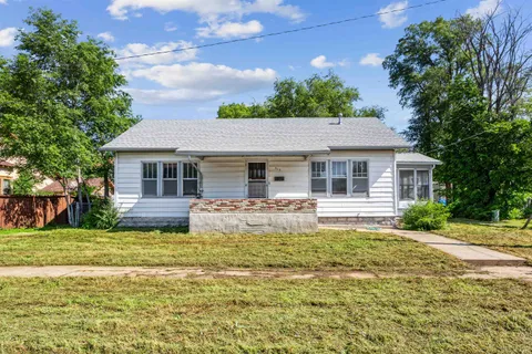 315 W 4th St, Wellington, KS MLS: 655322