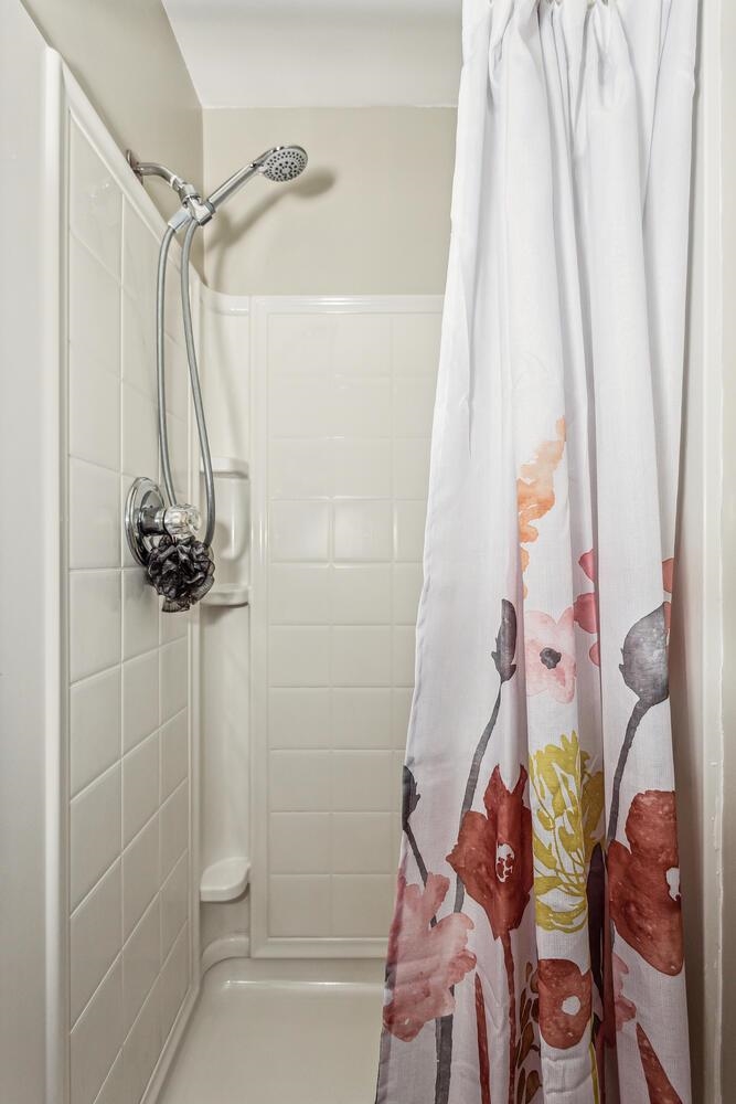 Colwich, Kansas 67030, United States, 3 Bedrooms Bedrooms, ,3 BathroomsBathrooms,Residential,Pending,48902