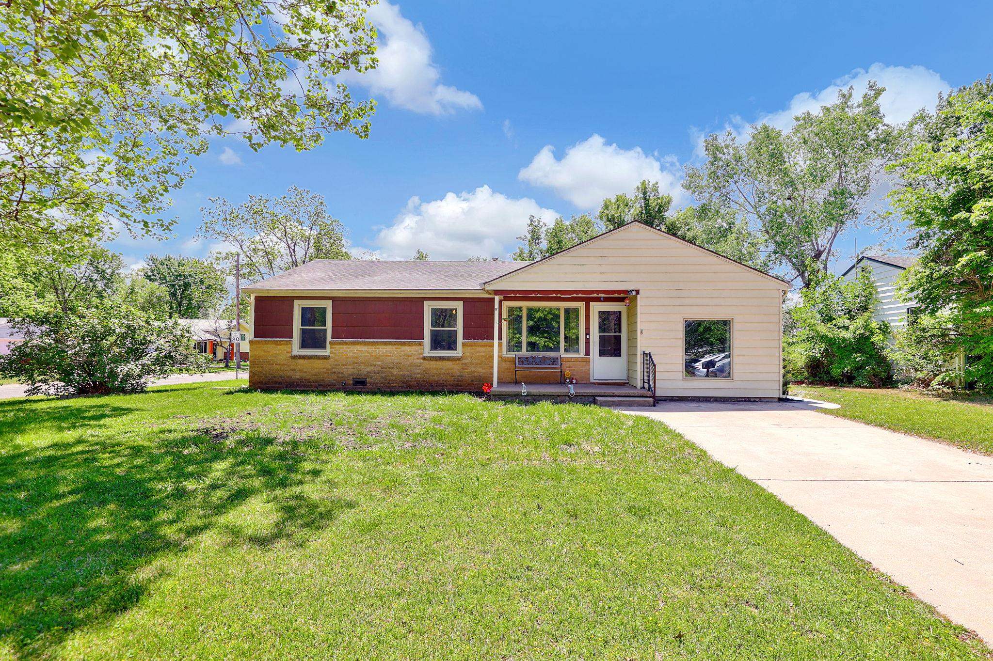 701 W 4th St, Haysville, Kansas image 4