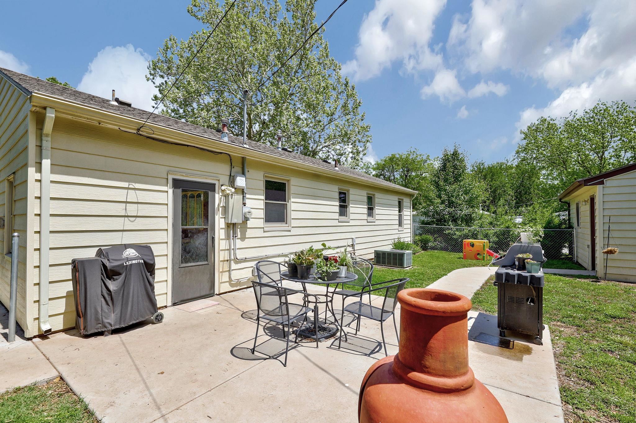 701 W 4th St, Haysville, Kansas image 27