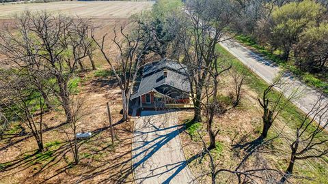 Homes For Sale - 956 N Broadway Rd<br/> Belle Plaine, KS 67013