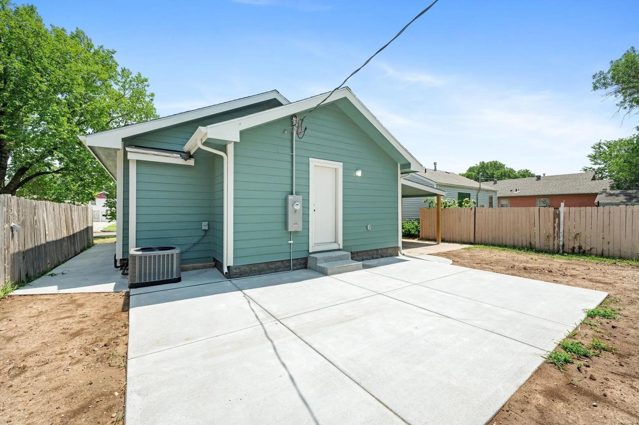 147 N Edwards Ave, Wichita, Kansas image 30