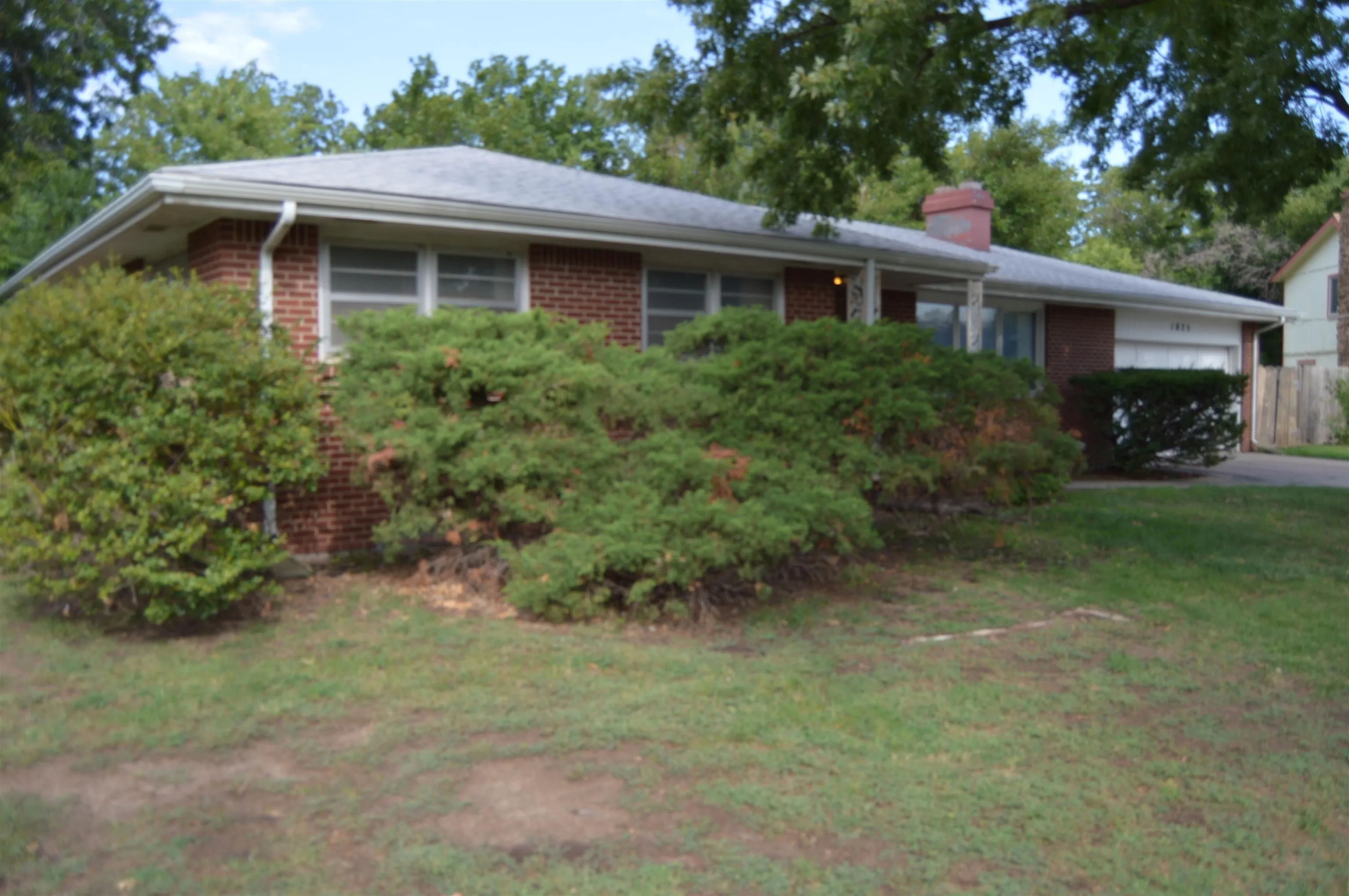 Wichita, Kansas 67211, United States, 3 Bedrooms Bedrooms, ,3 BathroomsBathrooms,Residential,Pending,46782