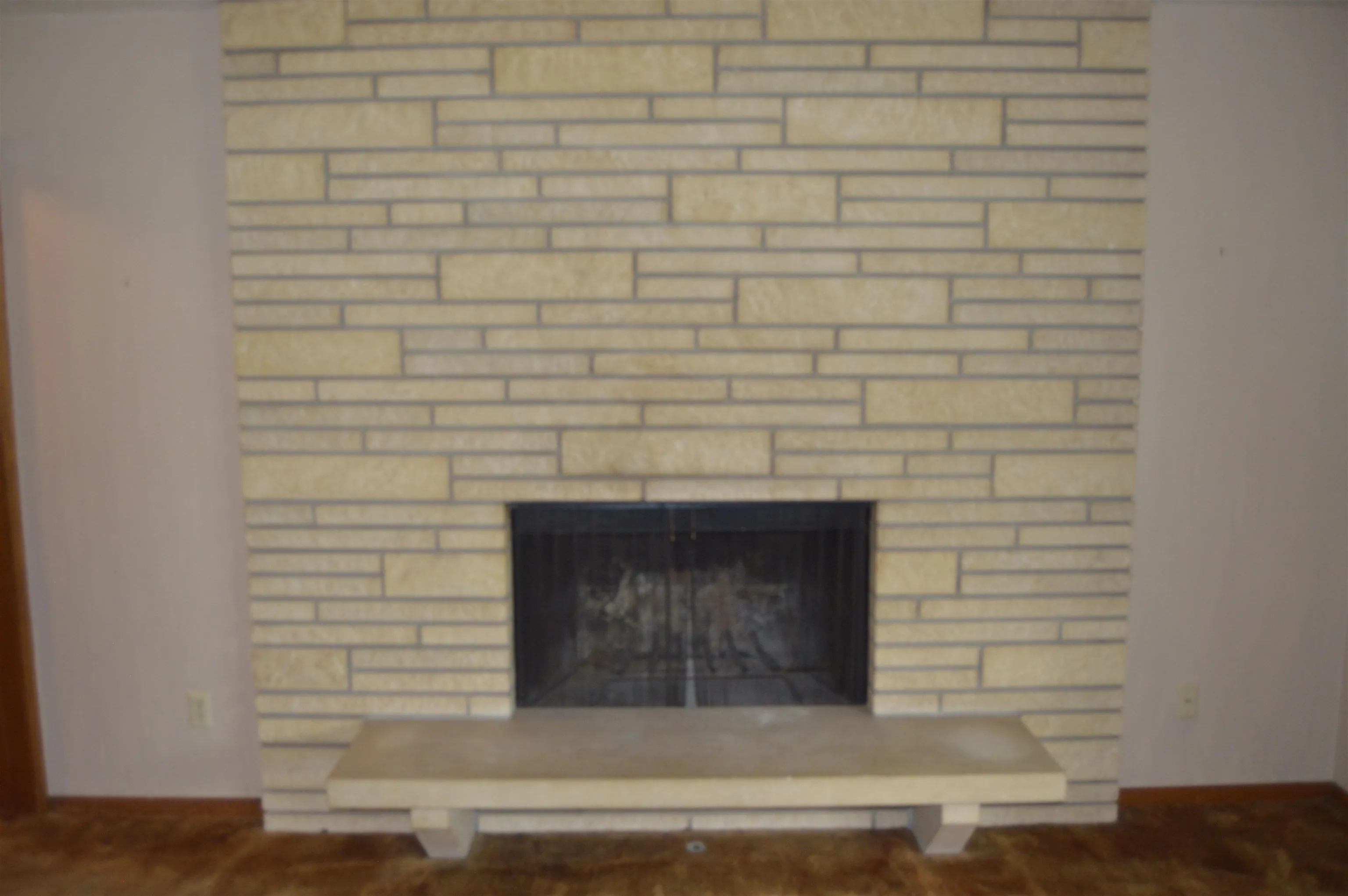 Wichita, Kansas 67211, United States, 3 Bedrooms Bedrooms, ,3 BathroomsBathrooms,Residential,Pending,46782