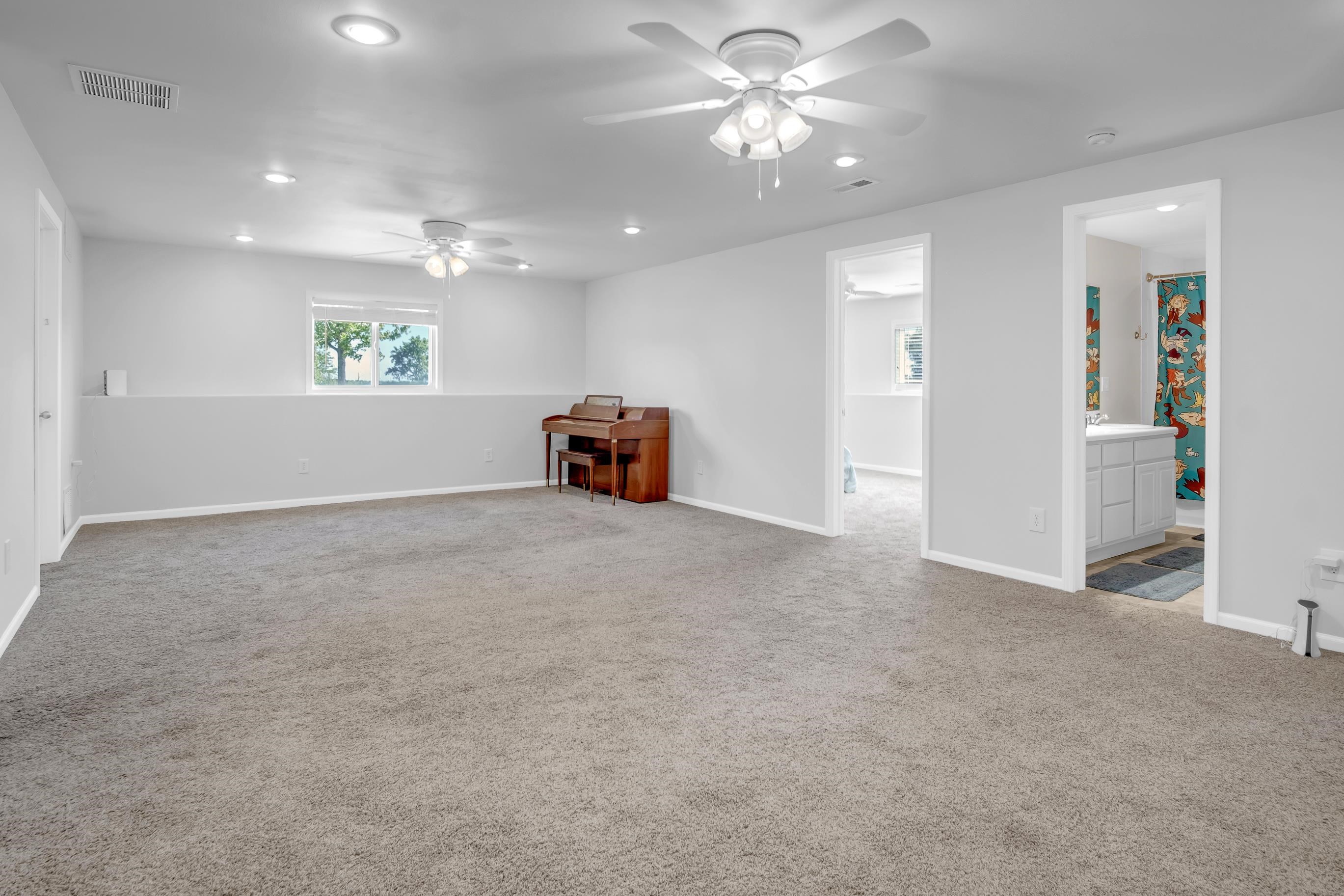 845 South Meadows Dr, Hesston, Kansas image 20