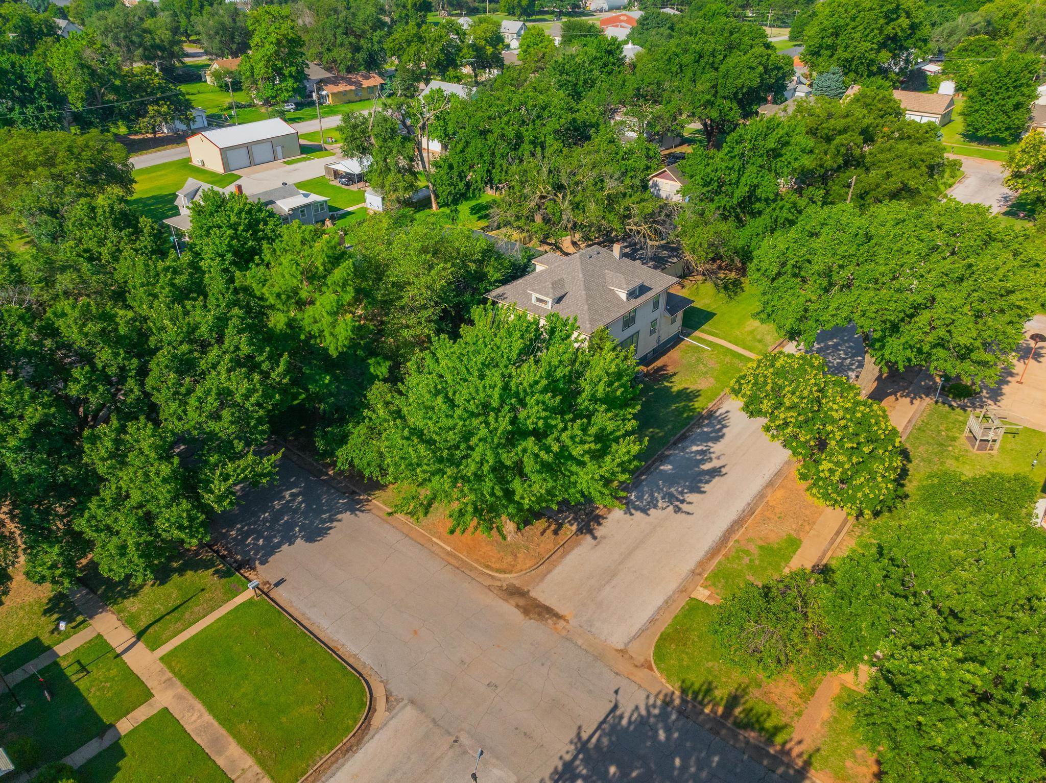 424 N Bluff Ave, Anthony, Virginia image 27