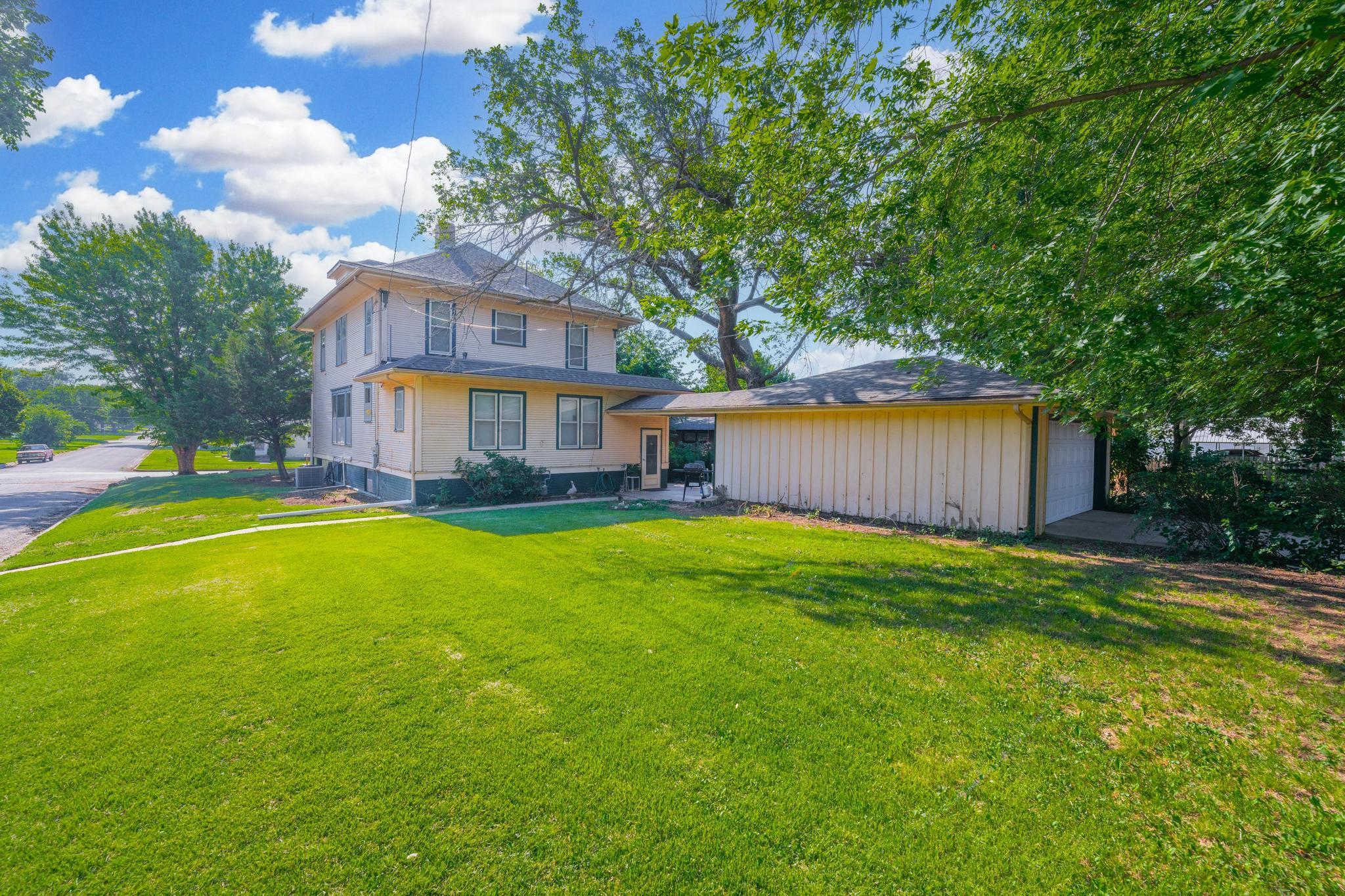 424 N Bluff Ave, Anthony, Virginia image 31