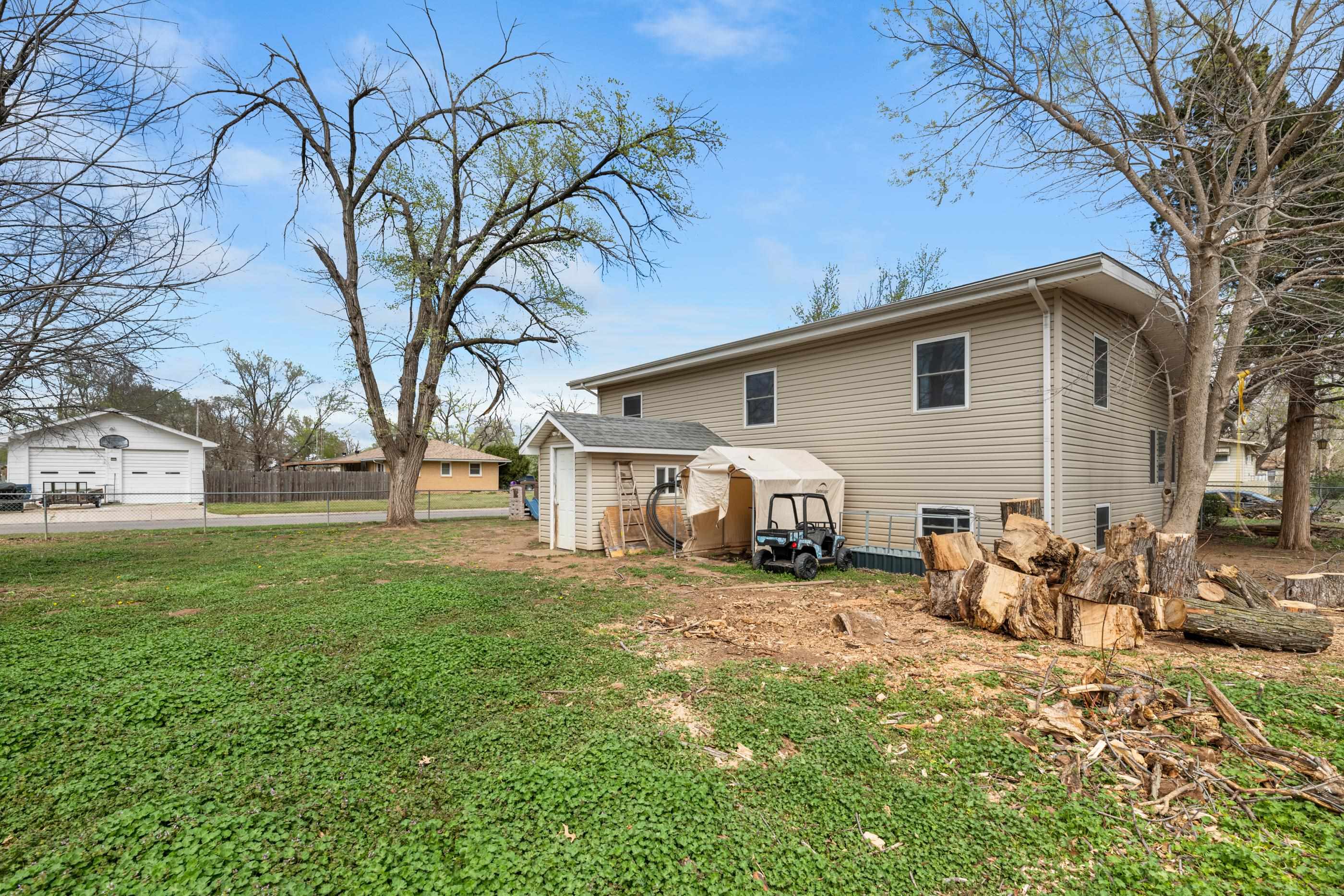 301 S Sunset Ave, Haysville, Kansas image 5