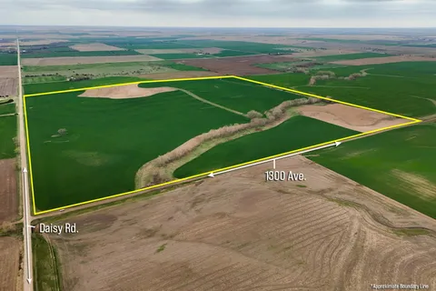 155.90 +/- Acre Daisy Rd & 1300, Abilene, KS MLS: 653421