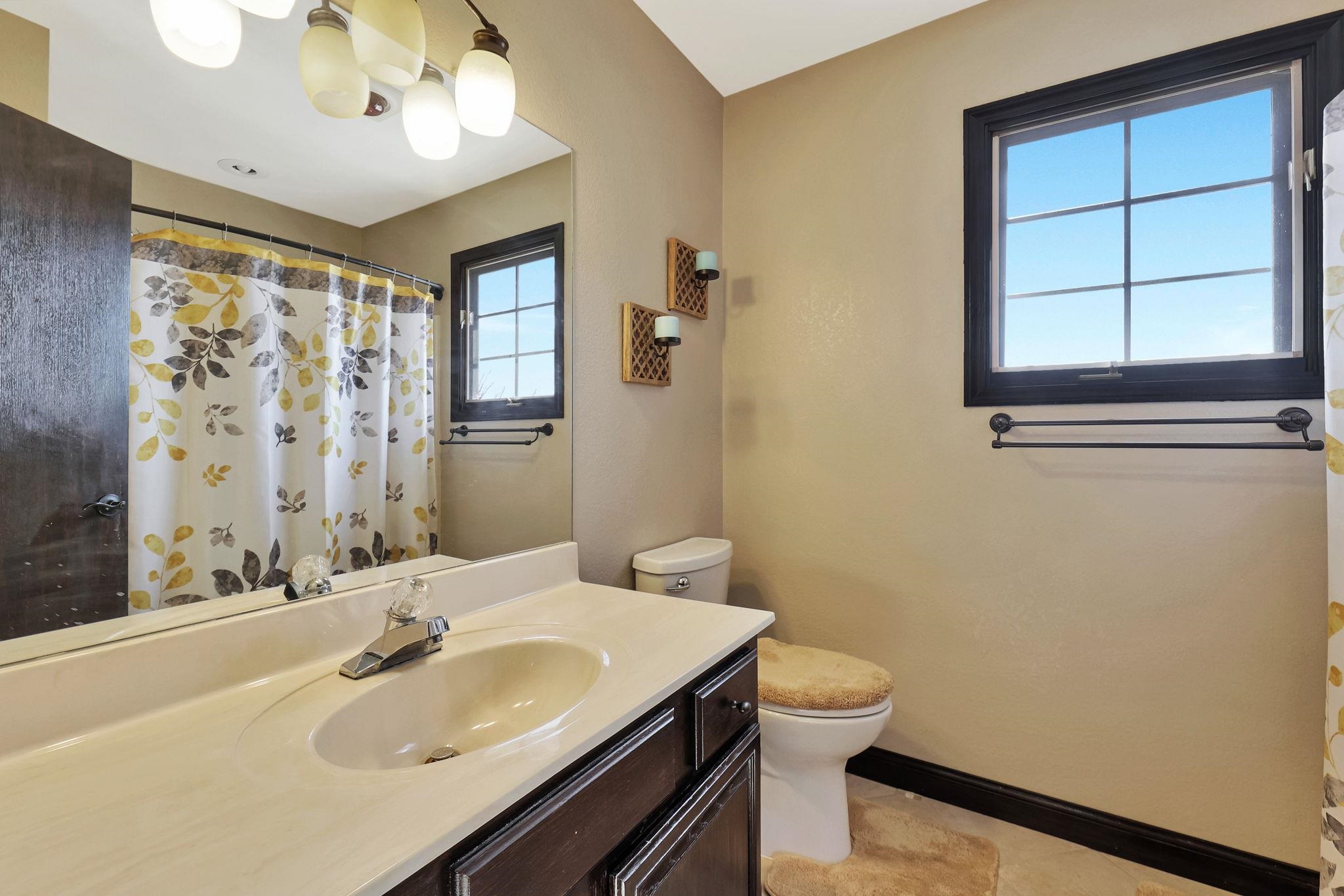 Wichita, Kansas 67226, United States, 4 Bedrooms Bedrooms, ,4 BathroomsBathrooms,Residential,Pending,64326