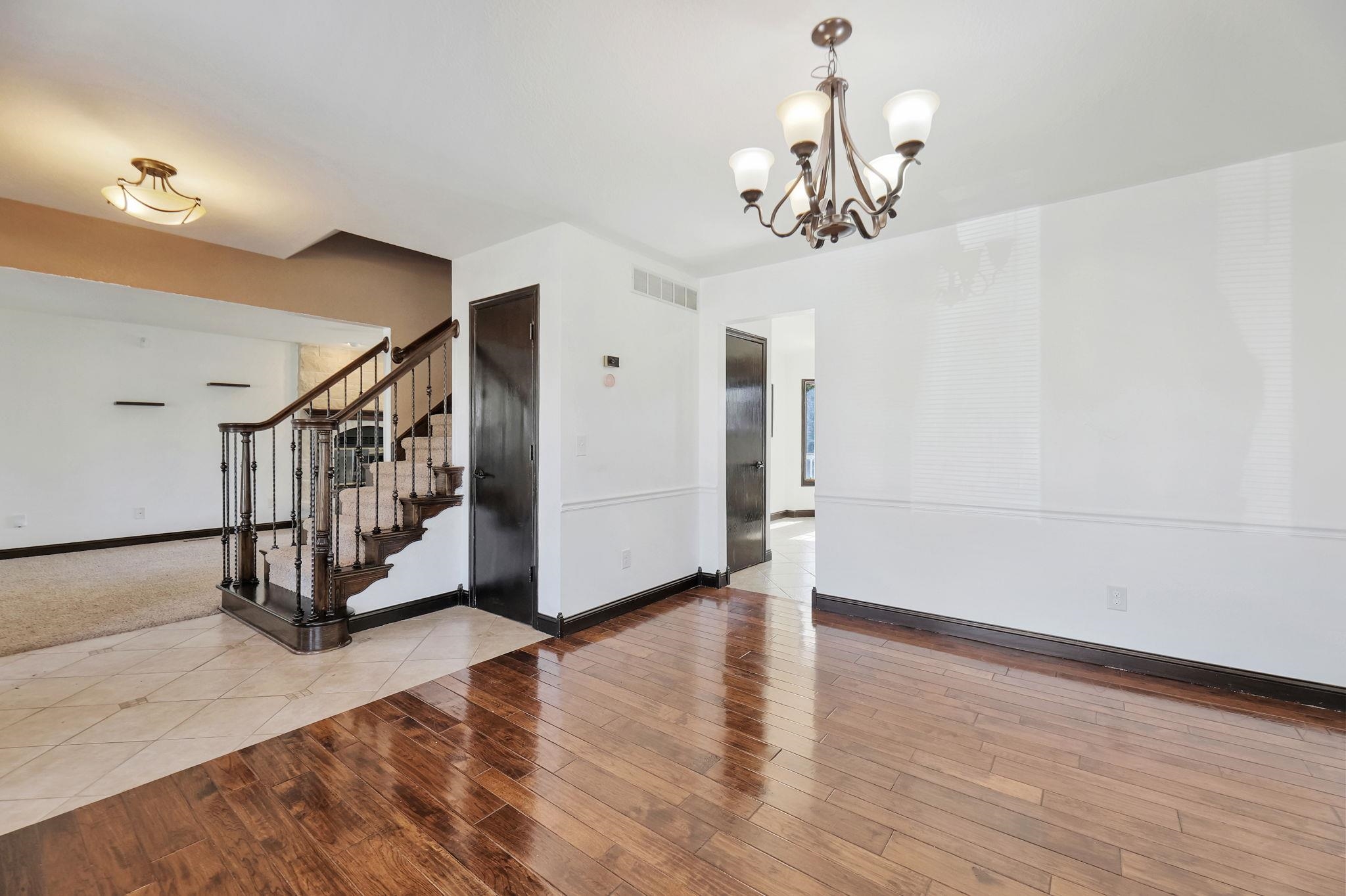 Wichita, Kansas 67226, United States, 4 Bedrooms Bedrooms, ,4 BathroomsBathrooms,Residential,Pending,64326