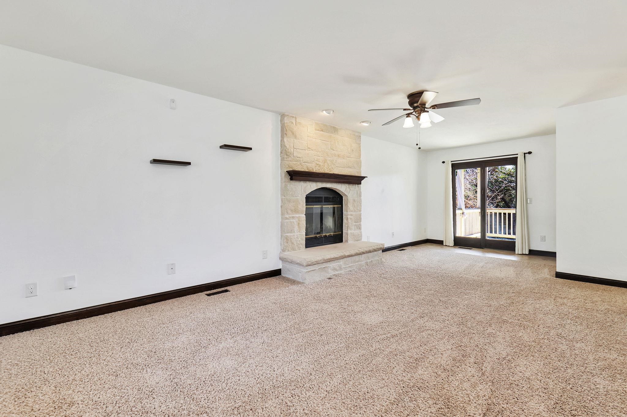 Wichita, Kansas 67226, United States, 4 Bedrooms Bedrooms, ,4 BathroomsBathrooms,Residential,Pending,64326