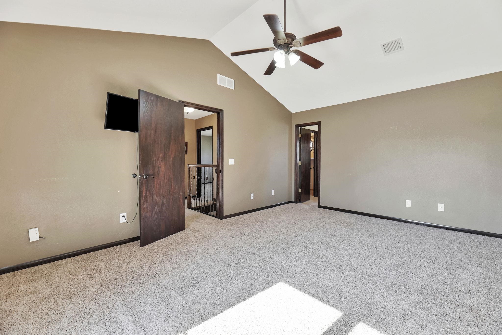 Wichita, Kansas 67226, United States, 4 Bedrooms Bedrooms, ,4 BathroomsBathrooms,Residential,Pending,64326