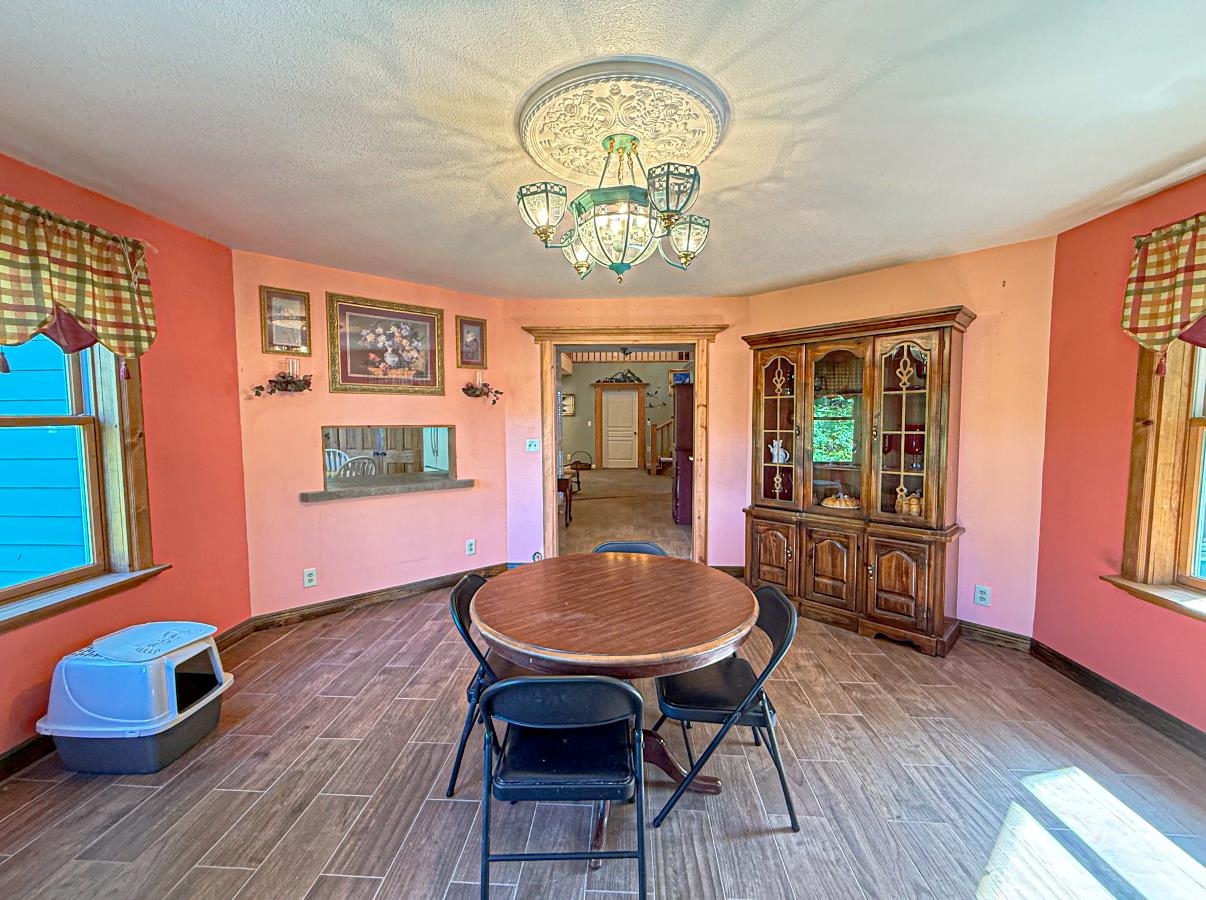 112 S Maple St, Peabody, Kansas image 10