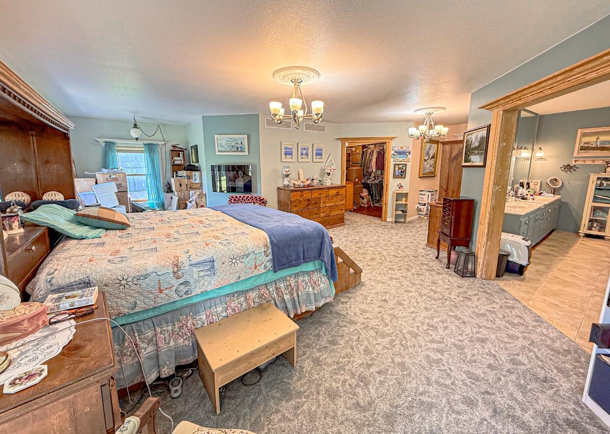 112 S Maple St, Peabody, Kansas image 18