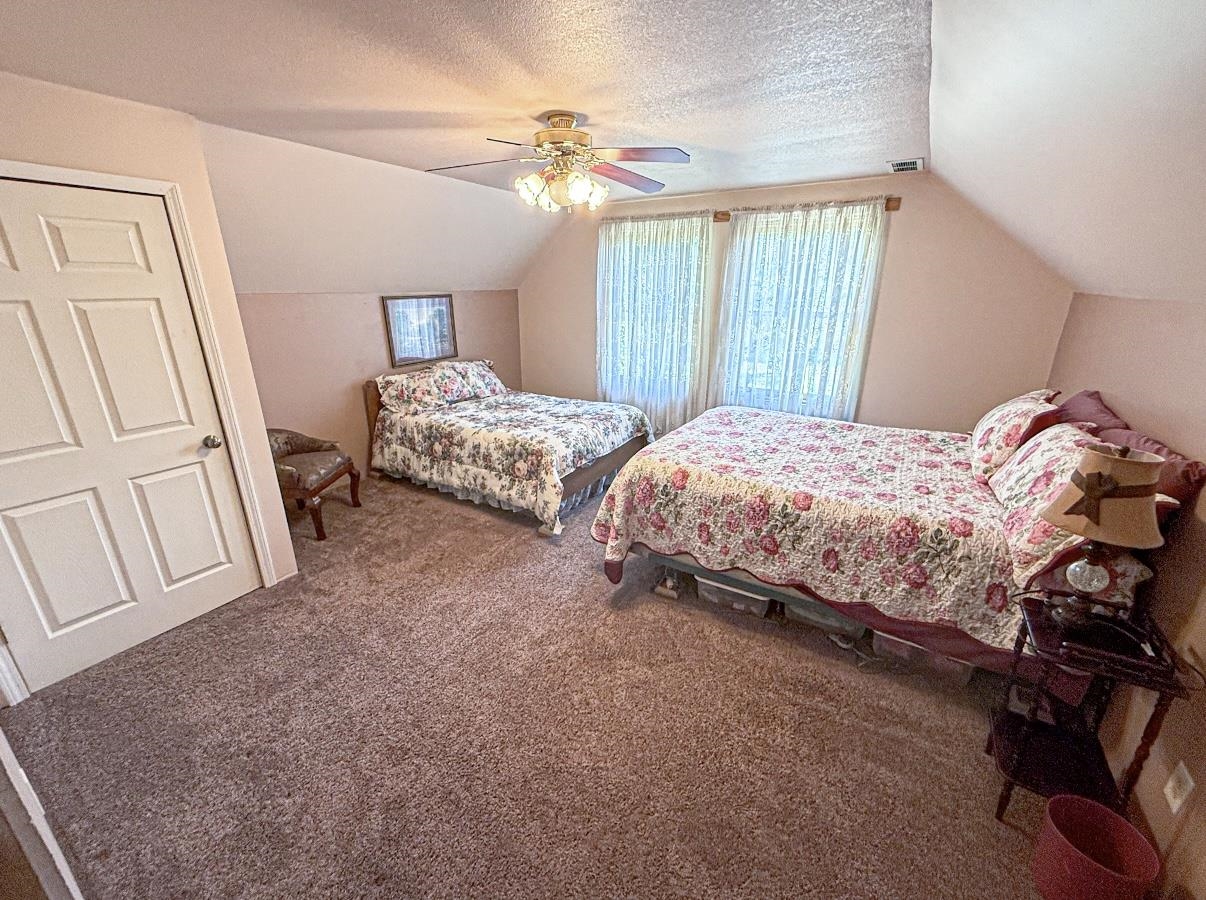 112 S Maple St, Peabody, Kansas image 29