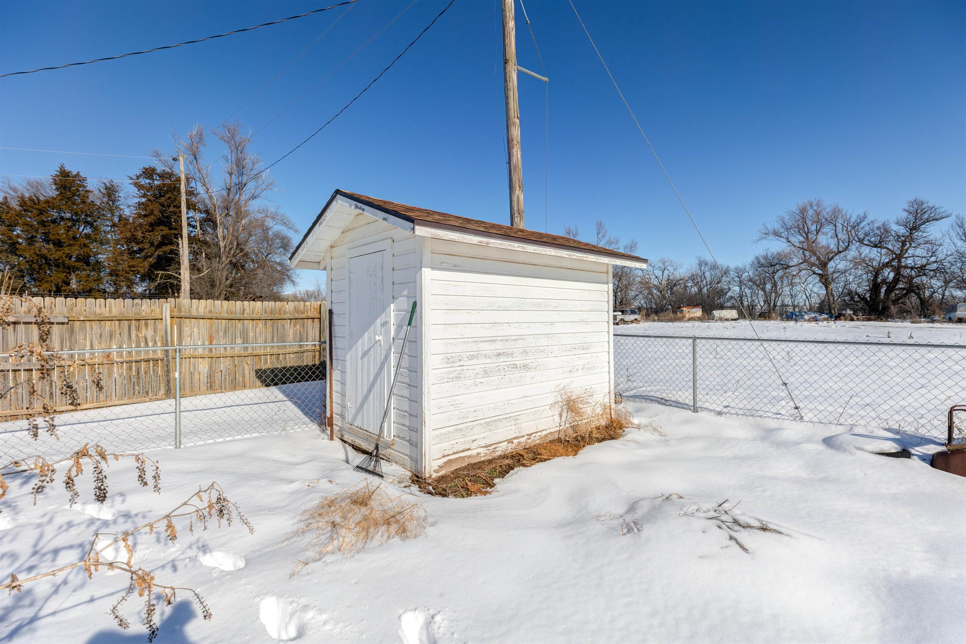 368 N Minnesota Ave, Tescott, Kansas image 25