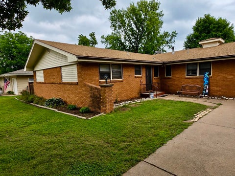 Homes For Sale - 517 Hellar Ave<br/> Clearwater, KS 67026