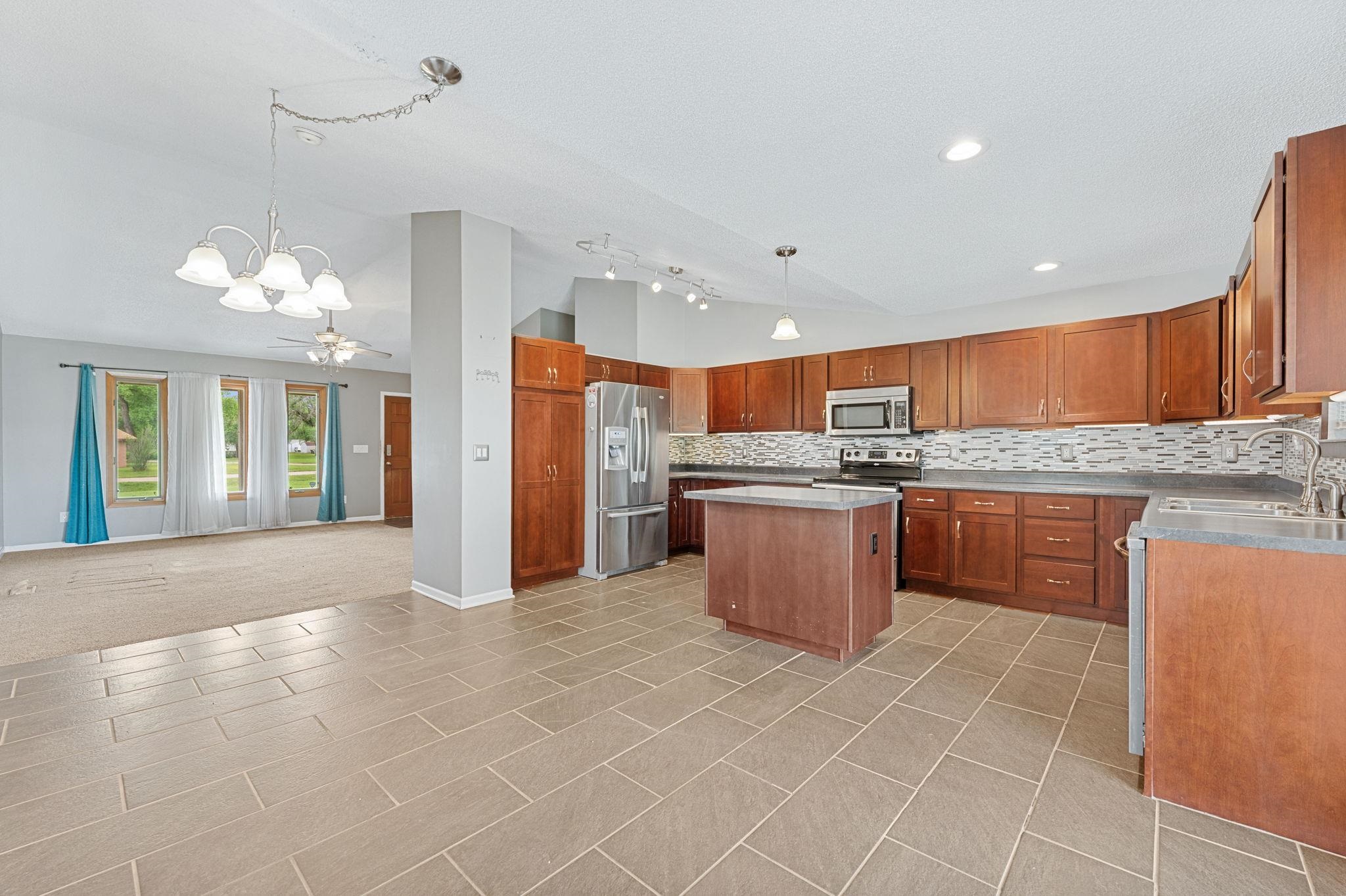 1337 E 81st St S St, Haysville, Kansas image 10