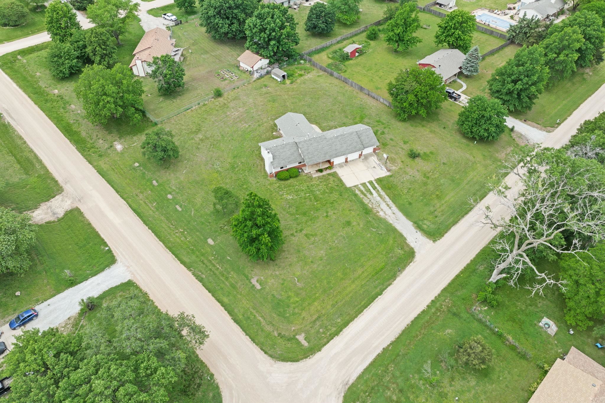 1337 E 81st St S St, Haysville, Kansas image 2