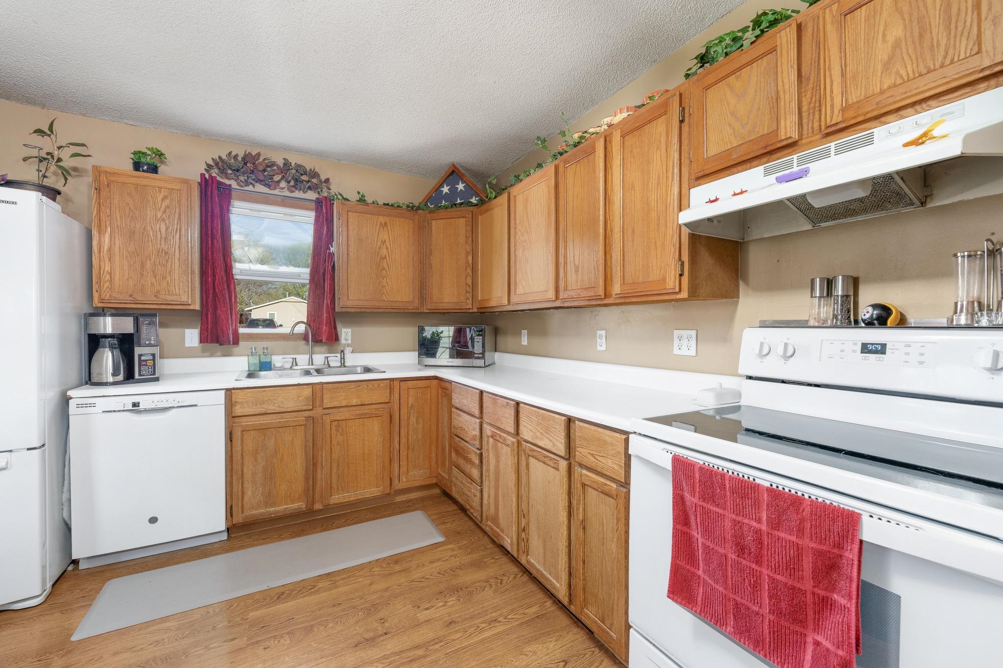 241 S 3rd St, Clearwater, Kansas image 12