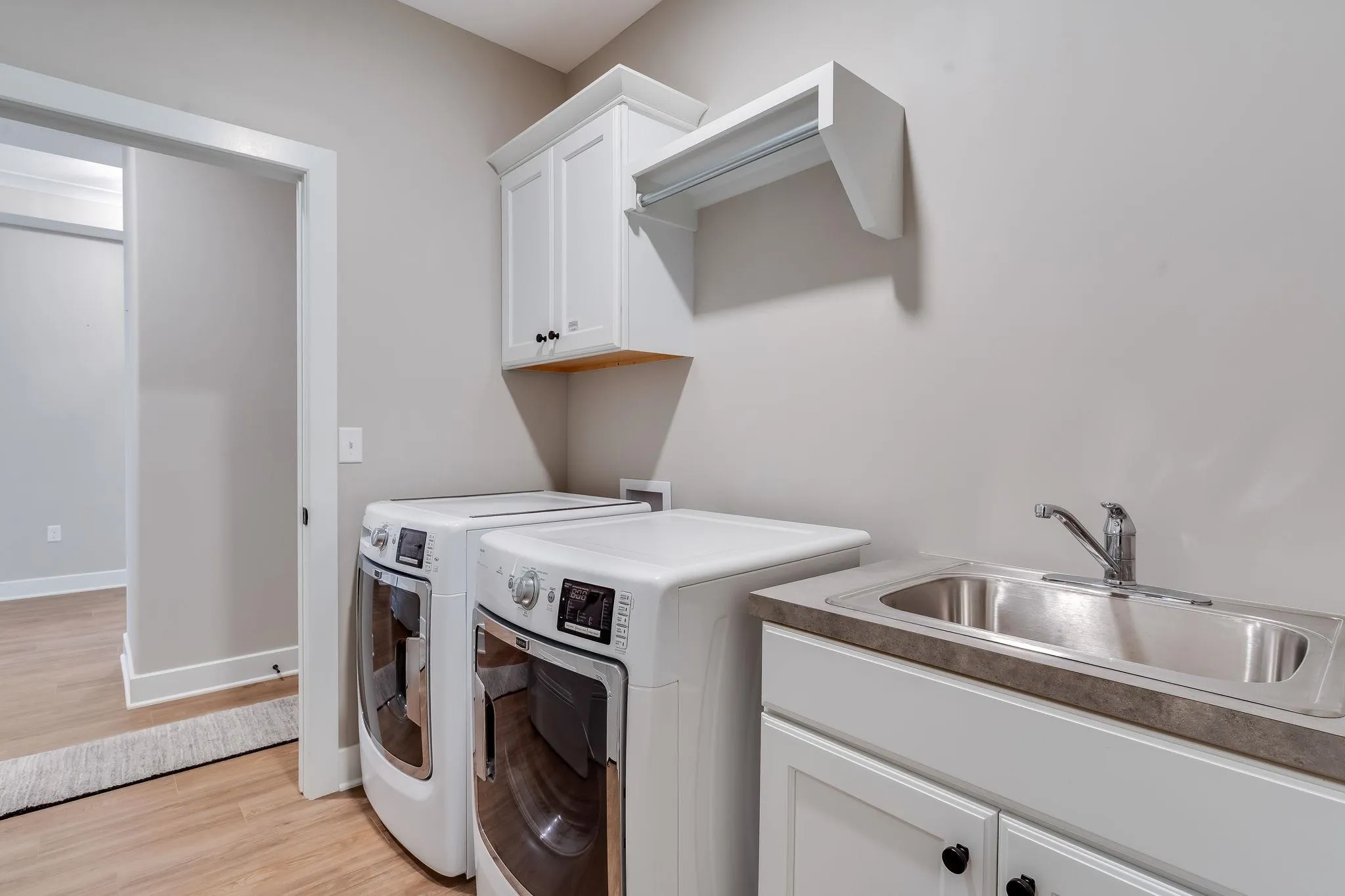 Andover, Kansas 67002, United States, 2 Bedrooms Bedrooms, ,2 BathroomsBathrooms,Residential,Active,244643