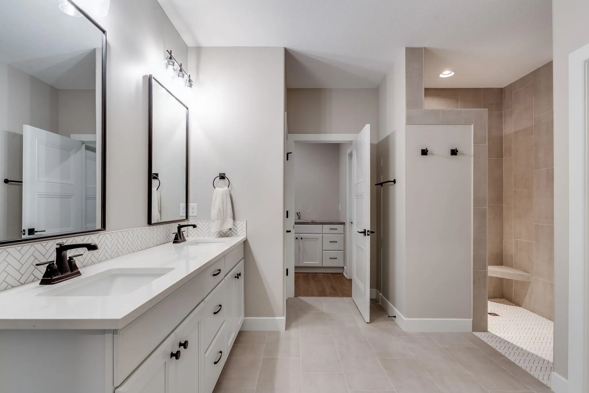 Andover, Kansas 67002, United States, 2 Bedrooms Bedrooms, ,2 BathroomsBathrooms,Residential,Active,244643