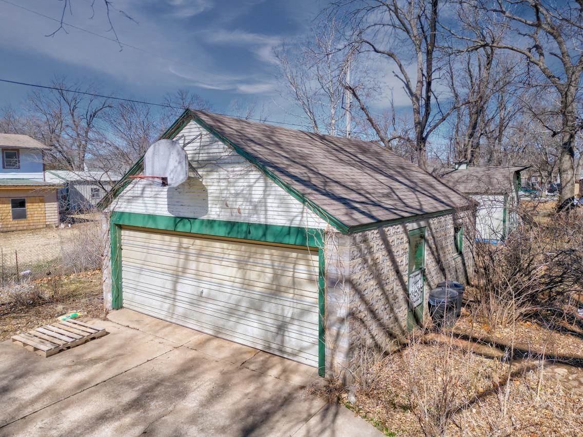 503 N Olive St, Leon, Kansas image 23