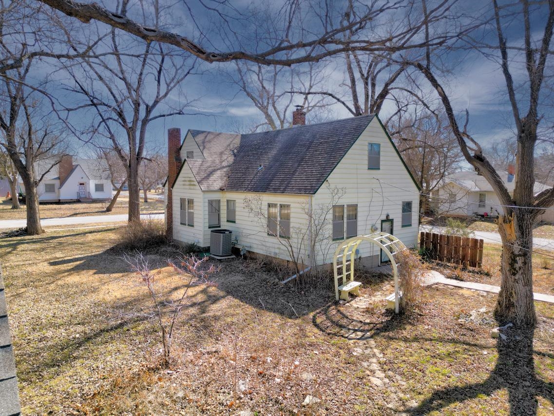 503 N Olive St, Leon, Kansas image 19