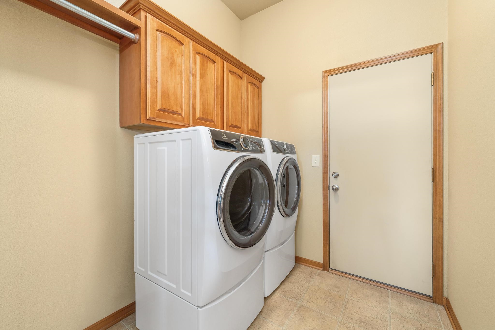 2313 E Timber Creek St, Derby, Kansas image 22