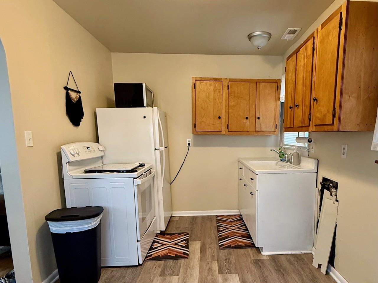 401 N Park St, Wellington, Kansas image 15