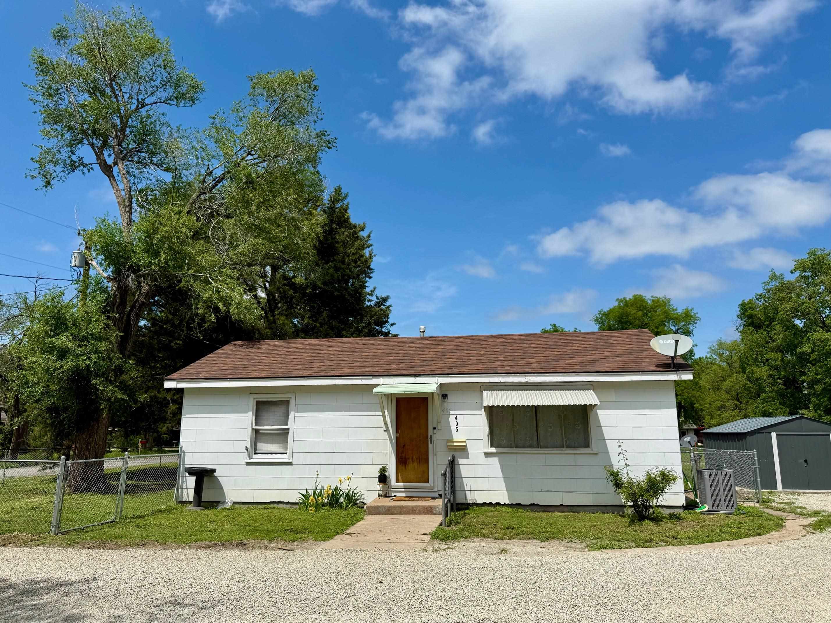 401 N Park St, Wellington, Kansas image 17