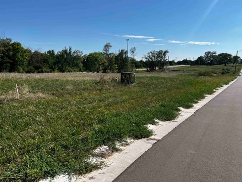 Vacant Land For Sale - 715 W Santa Fe Ave<br/> Butler County, El Dorado, KS 67042