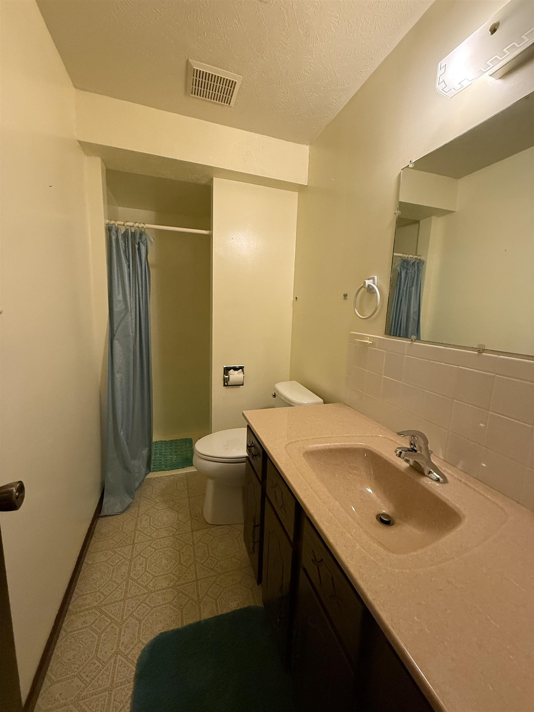 601 Berkshire Dr, Salina, Kansas image 16