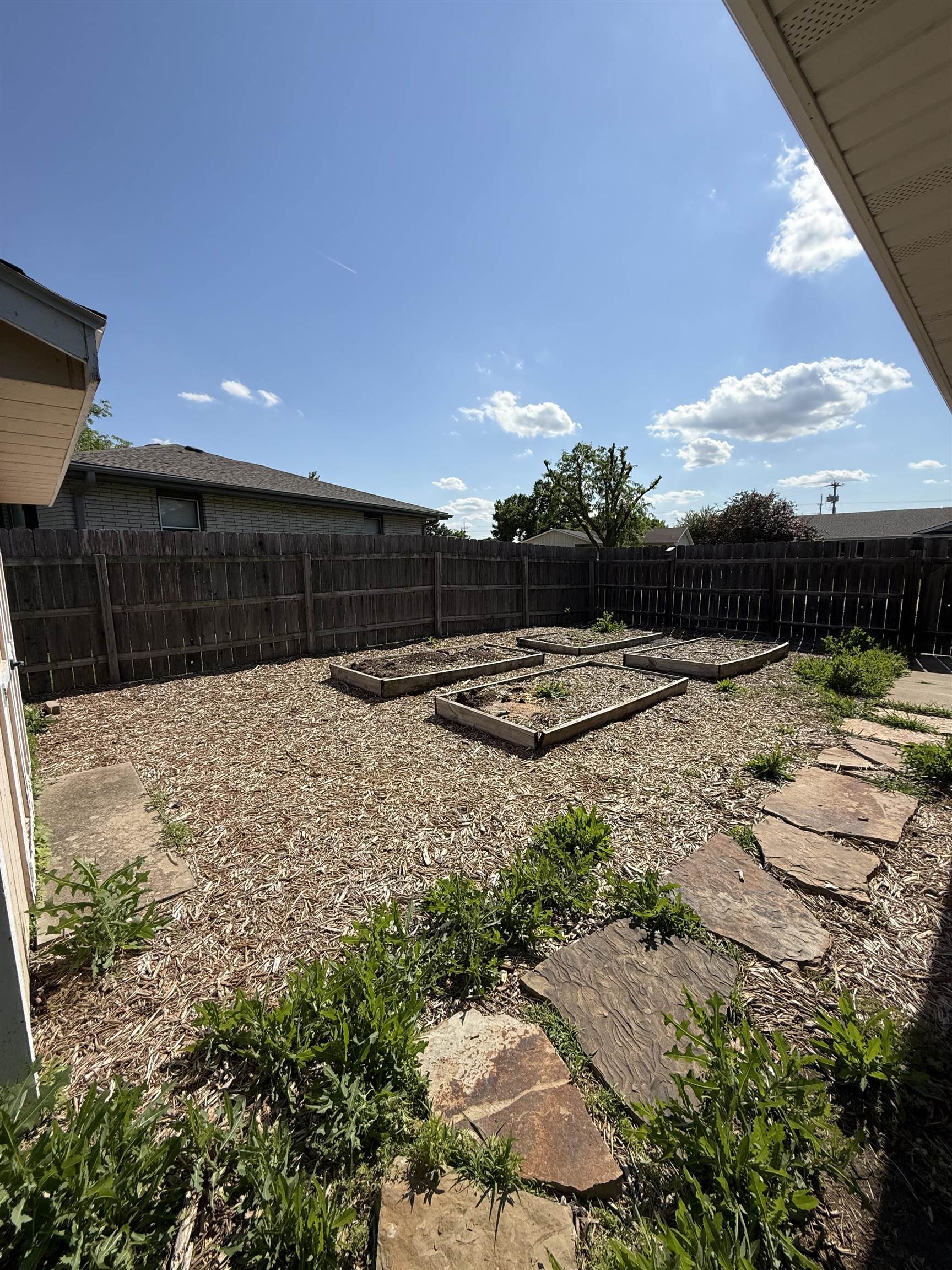 601 Berkshire Dr, Salina, Kansas image 22