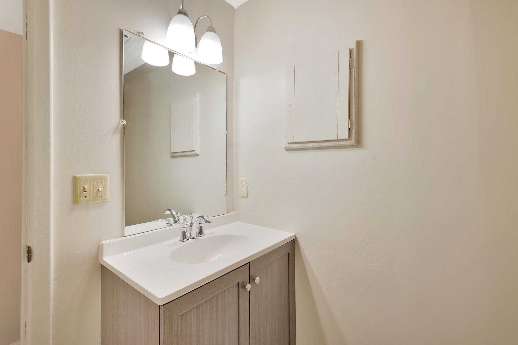 117 N Emporia Ave, Valley Center, Kansas image 29