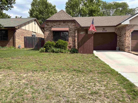 Townhouse For Sale - 6528 W Oneil St<br/> Wichita, KS 67212