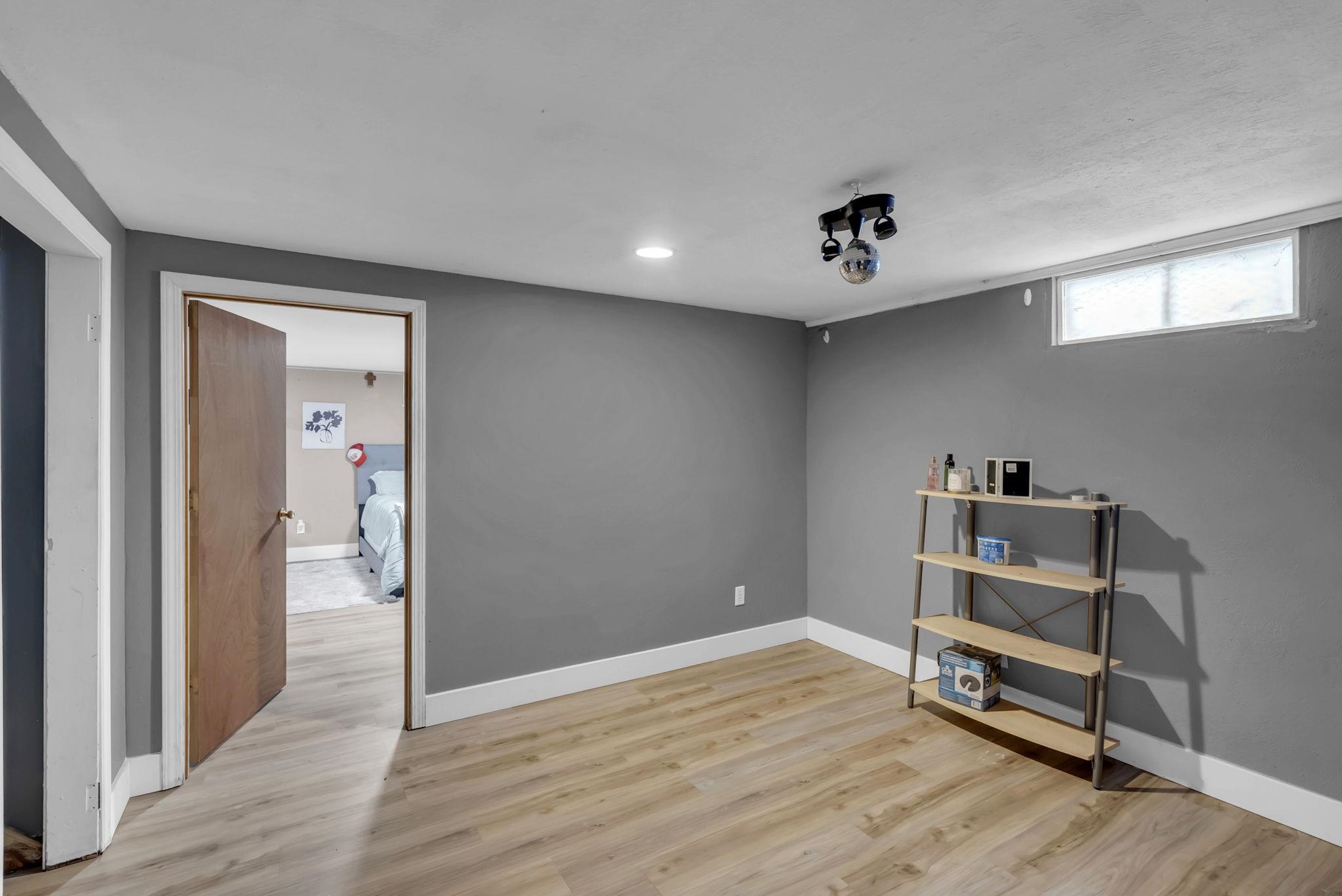 2325 S Everett Ave, Wichita, Kansas image 17