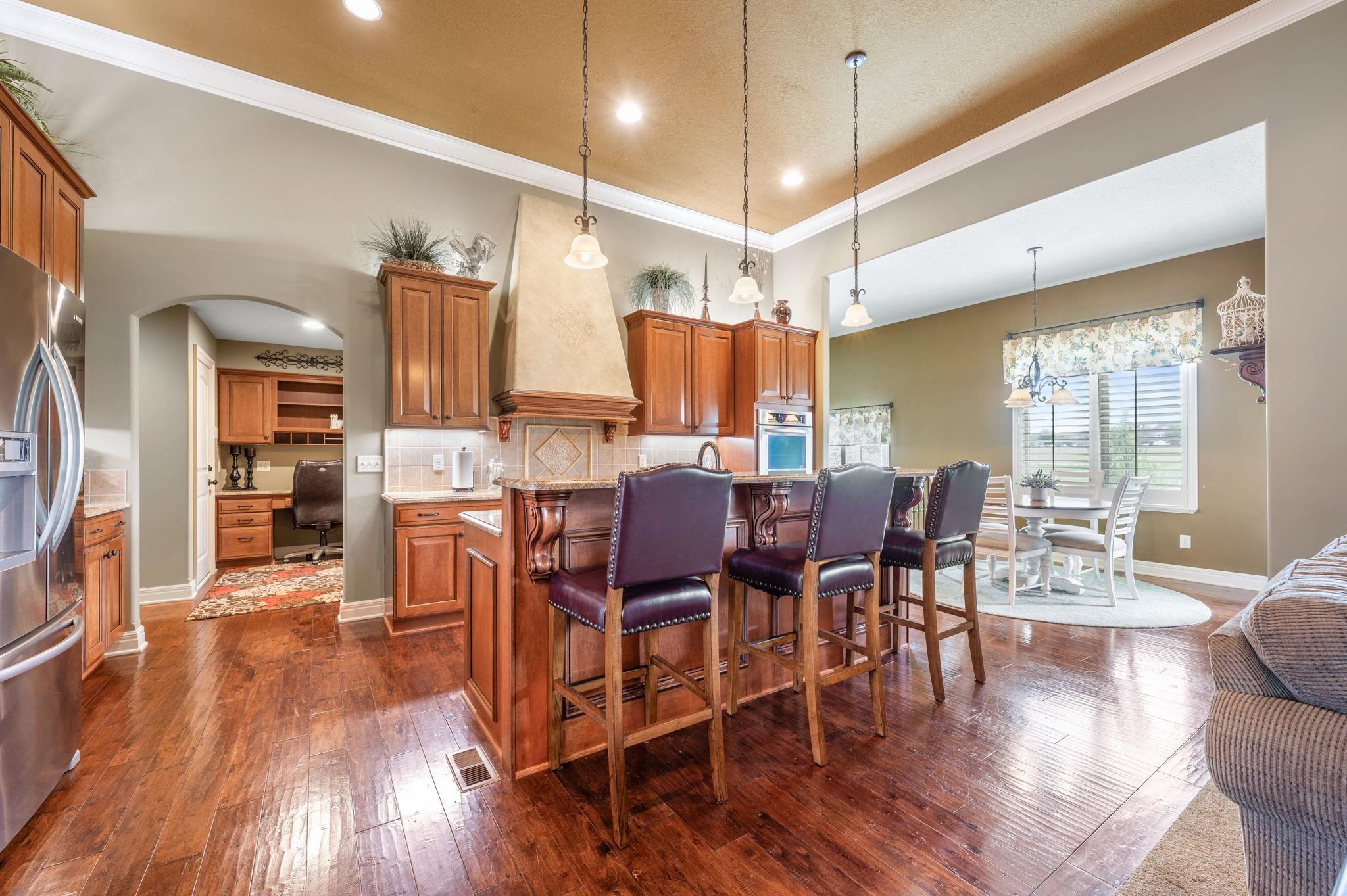 2524 N Rough Creek Rd, Derby, Kansas image 9