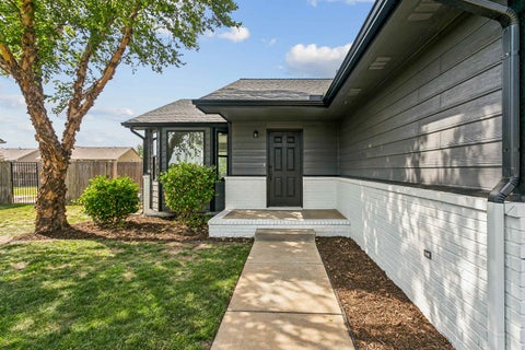 Homes For Sale - 2313 E Spring Hill Dr<br/> Sedgwick County, Goddard, KS 67052