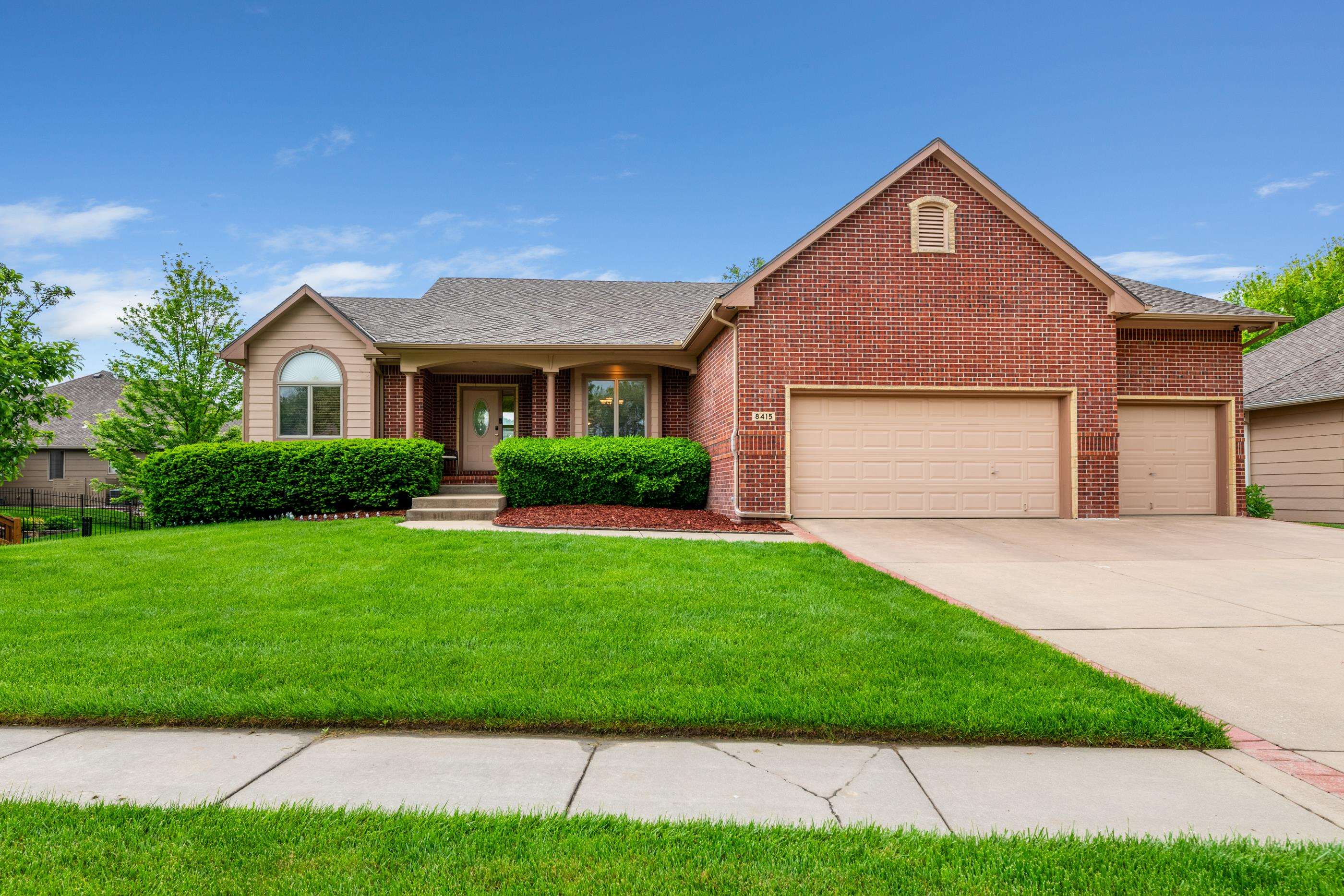 8415 W Meadow Pass, Wichita, Virginia image 2