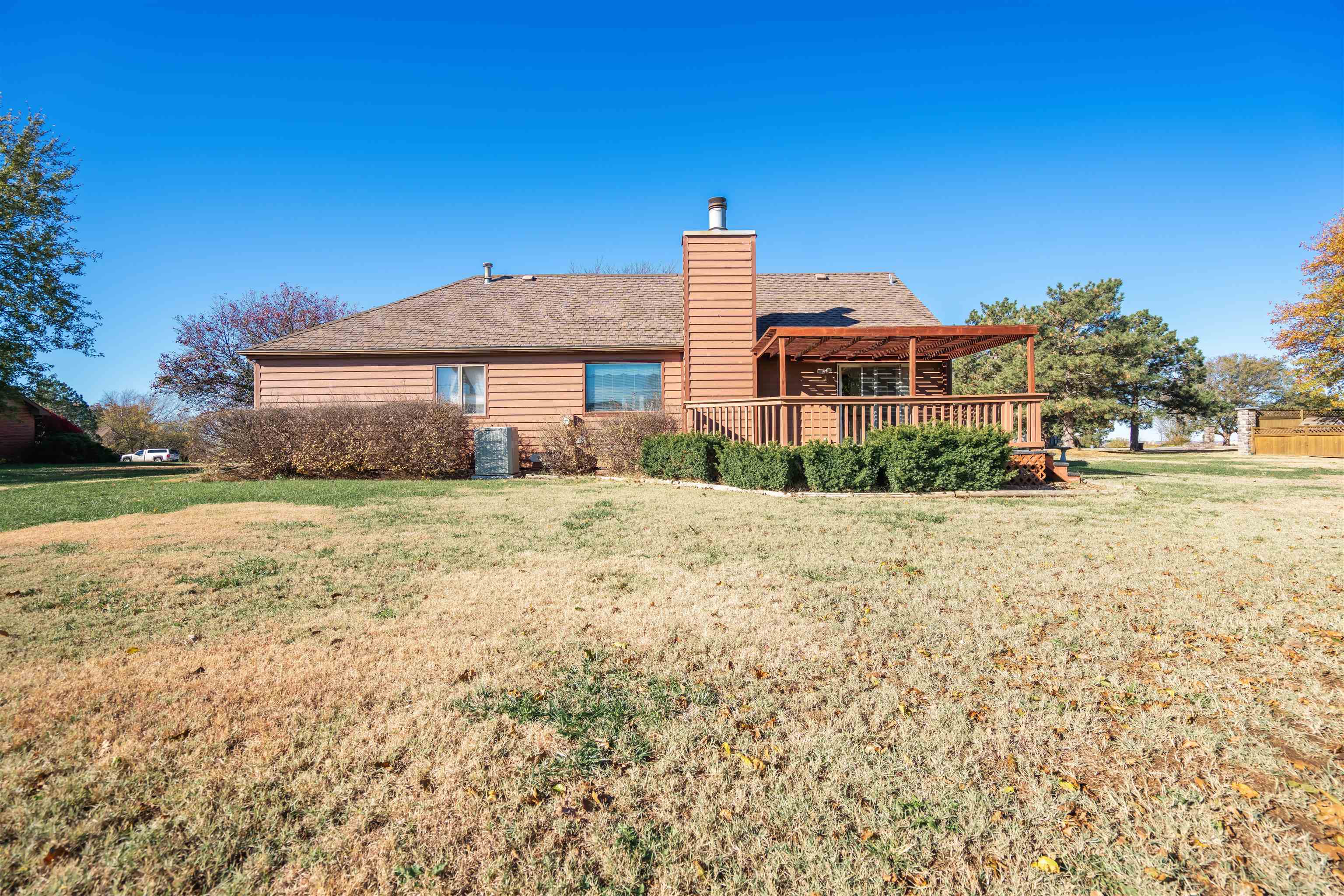 1823 Valley View Dr, Salina, Kansas image 23