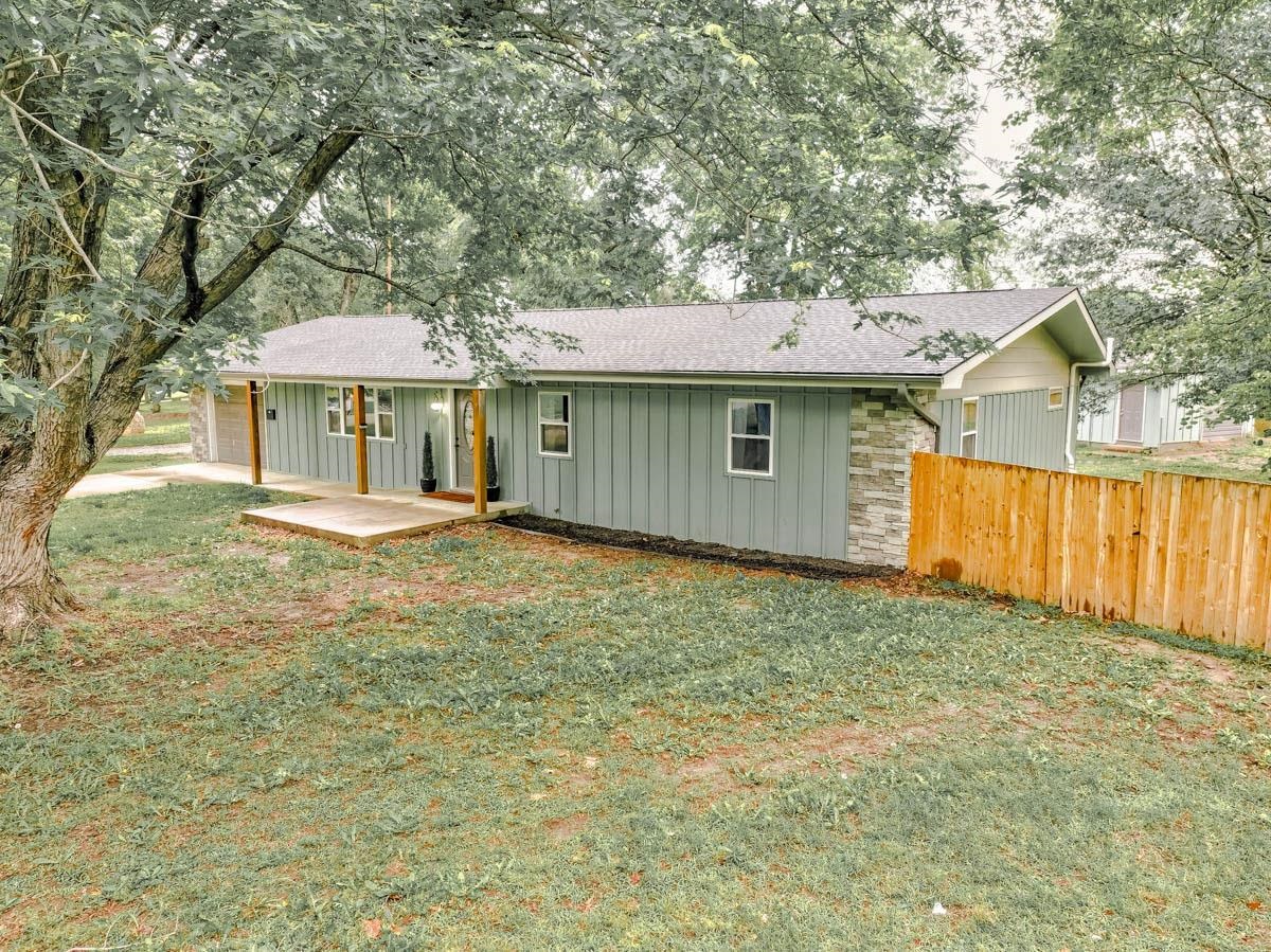 716 S Forewood Dr, Arkansas City, Kansas image 3