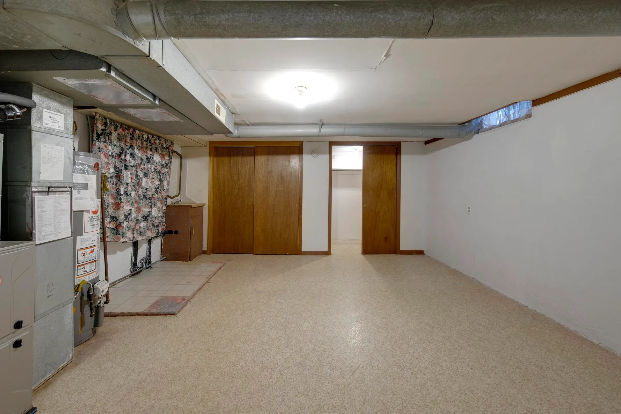 Wichita, Kansas 67214, United States, 2 Bedrooms Bedrooms, ,1 BathroomBathrooms,Residential,Active,41137