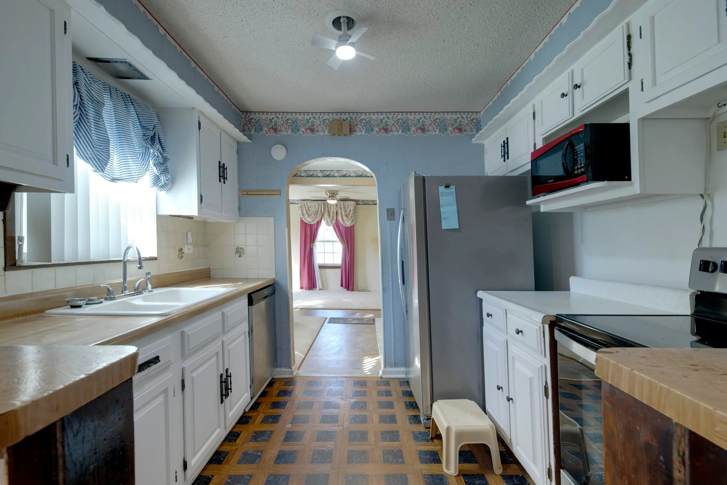 Wichita, Kansas 67214, United States, 2 Bedrooms Bedrooms, ,1 BathroomBathrooms,Residential,Active,41137