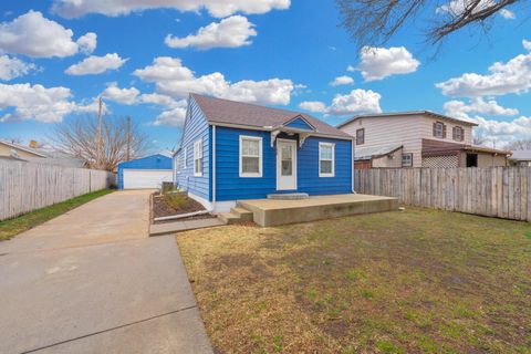 Photo of 1939 S Ida St, Wichita, KS 67211 (MLS # 669248)