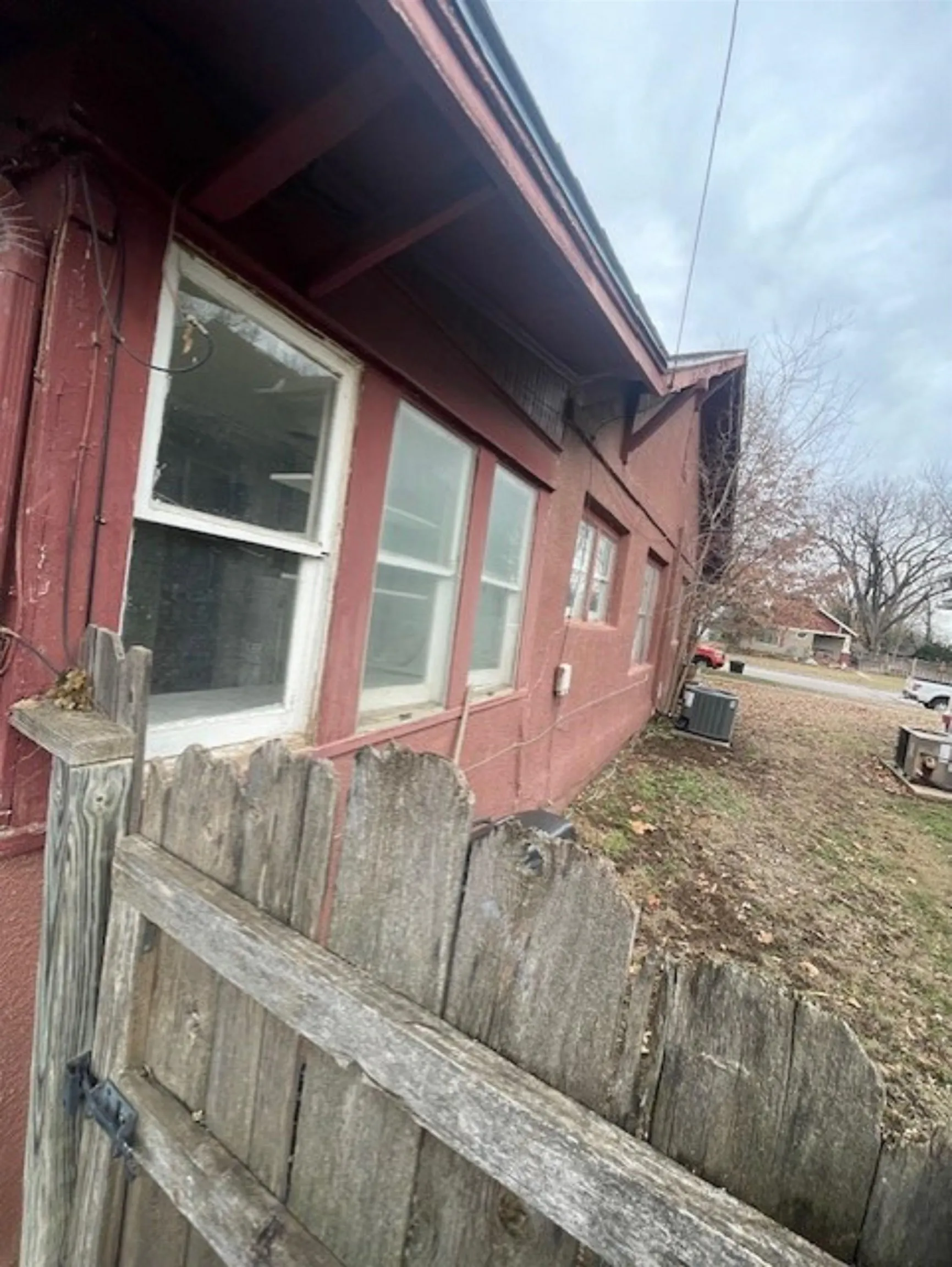 Oxford, Kansas 67119, United States, 3 Bedrooms Bedrooms, ,1 BathroomBathrooms,Residential,Active,142023