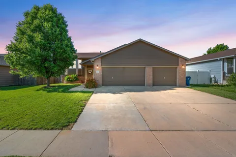 10201 W Jewell St, Wichita, KS MLS: 655356
