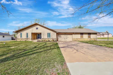 649 N 159th St E, Wichita, KS MLS: 652770